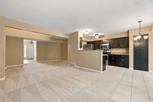249 Commons Dr, Oakmont, PA 15139 - Photo 11