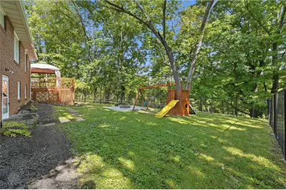 2970 Melvin Dr, Neshannock Township, PA 16105 - Photo 3