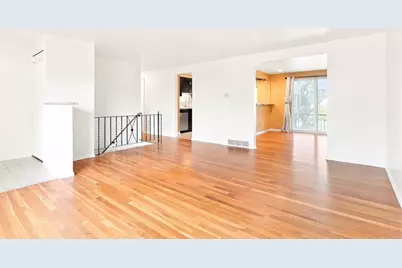 102 Braun St, Pittsburgh, PA 15223 - Photo 9