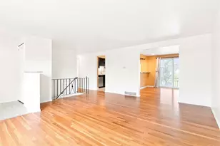 102 Braun St, Pittsburgh, PA 15223 - Photo 9