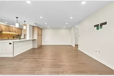 154 N Bellefield Avenue #42, Pittsburgh, PA 15213 - Photo 9