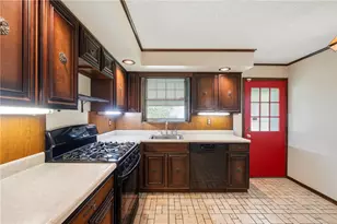 836 Georgia Ave, Pittsburgh, PA 15210 - Photo 5