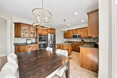2517 Matterhorn Dr, Pittsburgh, PA 15090 - Photo 7