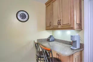 207 Oakland Ave, Twp of But SW, PA 16001 - Photo 13