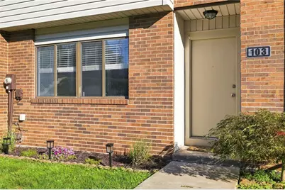 103 Springwater Ct, Moon/Crescent Twp, PA 15108 - Photo 3