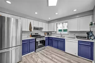 557 Beatty Rd, Monroeville, PA 15146 - Photo 3