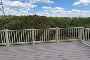1610 Towervue Dr, Pittsburgh, PA 15227 - Photo 5