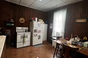 21 N Wade Ave, East Washington Boro, PA 15301 - Photo 15
