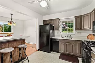 714 Wible Run Rd, Pittsburgh, PA 15209 - Photo 13