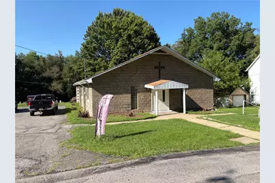 1224 Rebecca St, New Castle, PA 16101 - Photo 1