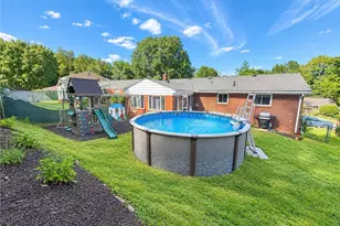 270 Castle Dr, West Mifflin, PA 15122 - Photo 17