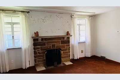 1312 11th Ave, Harrison Township, PA 15065 - Photo 9