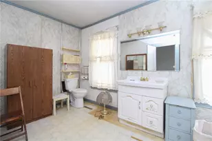 760 Division St, Sharon, PA 16146 - Photo 23
