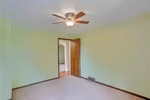 303 Vandivort Dr, Cranberry Township, PA 16066 - Photo 27