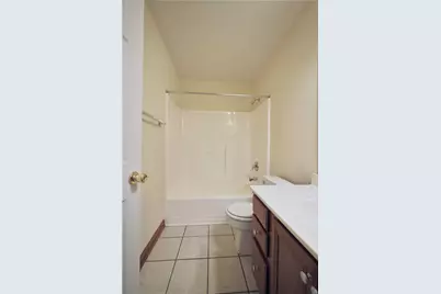 3005 Ironwood Cir, Jeannette, PA 15644 - Photo 23