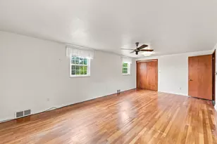 195 W Shaw Pl, Pittsburgh, PA 15116 - Photo 29
