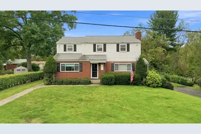 195 W Shaw Place, Pittsburgh, PA 15116 - Photo 1