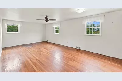 195 W Shaw Place, Pittsburgh, PA 15116 - Photo 27