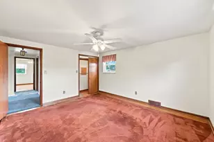 195 W Shaw Pl, Pittsburgh, PA 15116 - Photo 25