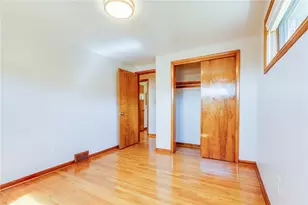 21 Newton Rd, Pittsburgh, PA 15221 - Photo 25