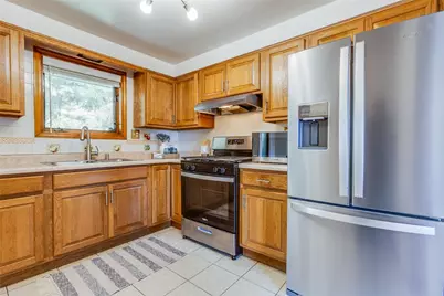 21 Newton Rd, Pittsburgh, PA 15221 - Photo 17