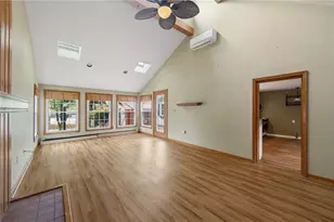 8284 Peebles Rd, Pittsburgh, PA 15237 - Photo 15