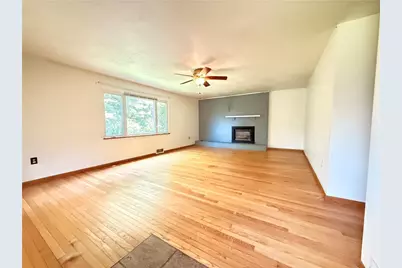 119 Everest Ln, Summit Township, PA 16002 - Photo 3