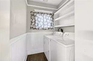 609 Pine St, Ambridge, PA 15003 - Photo 13