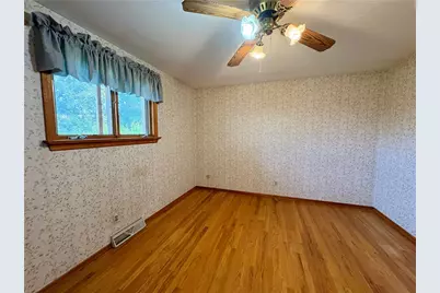 5 Fairlawn Blvd, Zelienople, PA 16063 - Photo 21