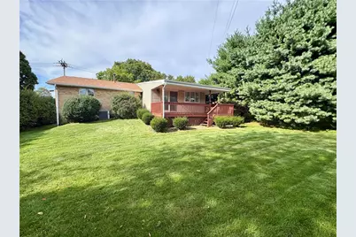 5 Fairlawn Blvd, Zelienople, PA 16063 - Photo 3