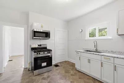 807 Maple Dr, White Oak, PA 15131 - Photo 11