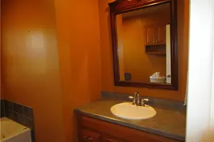 408 Indiana Ave, Farrell, PA 16121 - Photo 11