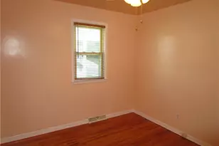 408 Indiana Ave, Farrell, PA 16121 - Photo 19