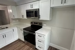 7510 Lafayette Square, Hopewell Township, PA 15001 - Photo 3
