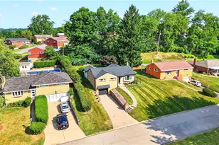 5032 Azalea Dr, Pittsburgh, PA 15236 - Photo 7