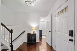 201 Oakhaven Dr, Moon/Crescent Twp, PA 15108 - Photo 5