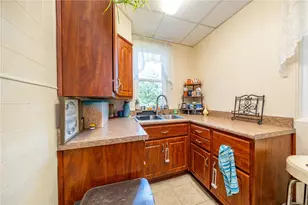 94 Center Ave, Burgettstown Boro, PA 15021 - Photo 17