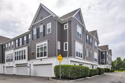 325 Parade St, Cranberry Township, PA 16066 - Photo 1