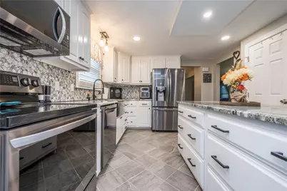 380 Celestial Dr, Economy, PA 15042 - Photo 15