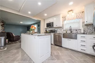 380 Celestial Dr, Economy, PA 15042 - Photo 11