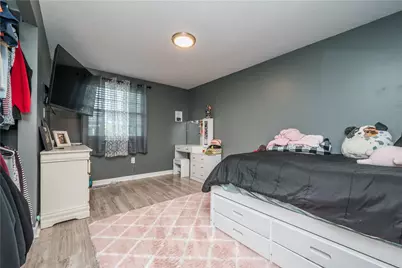 380 Celestial Dr, Economy, PA 15042 - Photo 25
