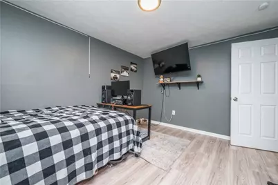 380 Celestial Dr, Economy, PA 15042 - Photo 29