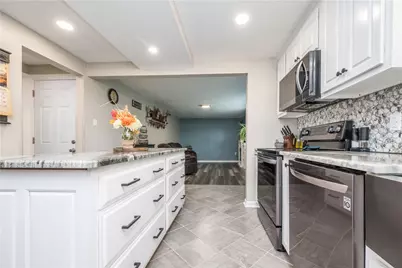 380 Celestial Dr, Economy, PA 15042 - Photo 13