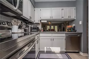 1802 Timberidge Dr, Bethel Park, PA 15102 - Photo 17