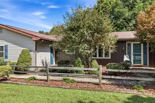 3 Williamson Rd, Hempfield Township, PA 16125 - Photo 3
