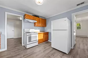 147 W Pennsylvania Ave, New Stanton, PA 15601 - Photo 9