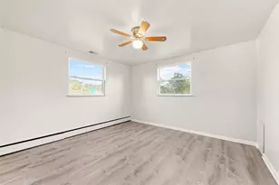 147 W Pennsylvania Ave, New Stanton, PA 15601 - Photo 15