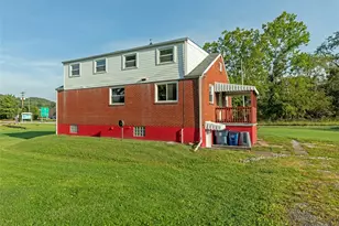147 W Pennsylvania Ave, New Stanton, PA 15601 - Photo 33