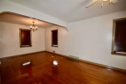 1000 Ewing St, Arnold, PA 15068 - Photo 9