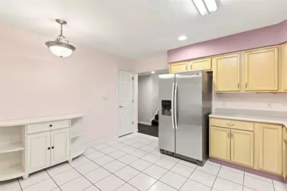 540 Newport Dr, Pittsburgh, PA 15235 - Photo 11